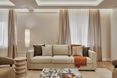 Dzīvoklis pārdošanā Madrid, Spānijā 3 istabas, 136 m2 Nr. 179901 - attēls 7