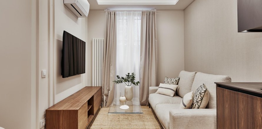 Villa in Madrid, Spanien 2 Schlafzimmer, 60 m2 Nr. 179902