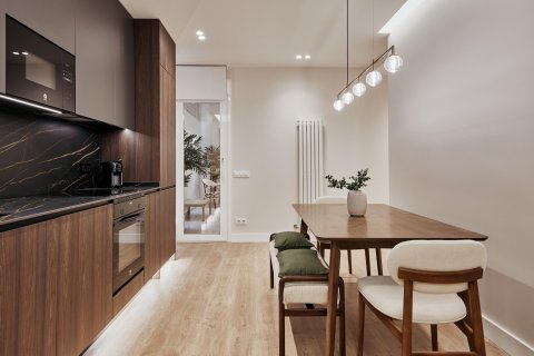 Villa zum Verkauf in Madrid, Spanien 2 Schlafzimmer, 60 m2 Nr. 179902 - Foto 9