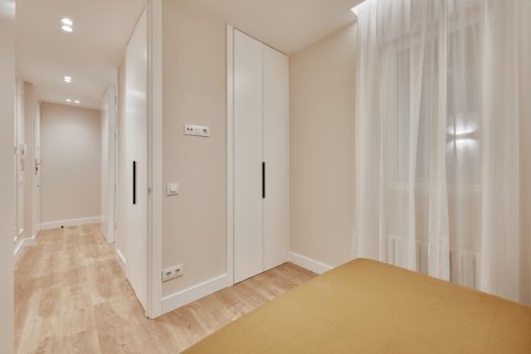 Villa zum Verkauf in Madrid, Spanien 2 Schlafzimmer, 60 m2 Nr. 179902 - Foto 17