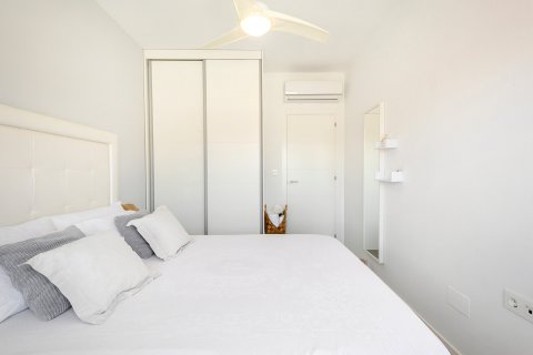 Apartment for sale Torre de la Horadada, Alicante, Spain 4 bedrooms, 120 sq.m. No. 114379 - photo 20