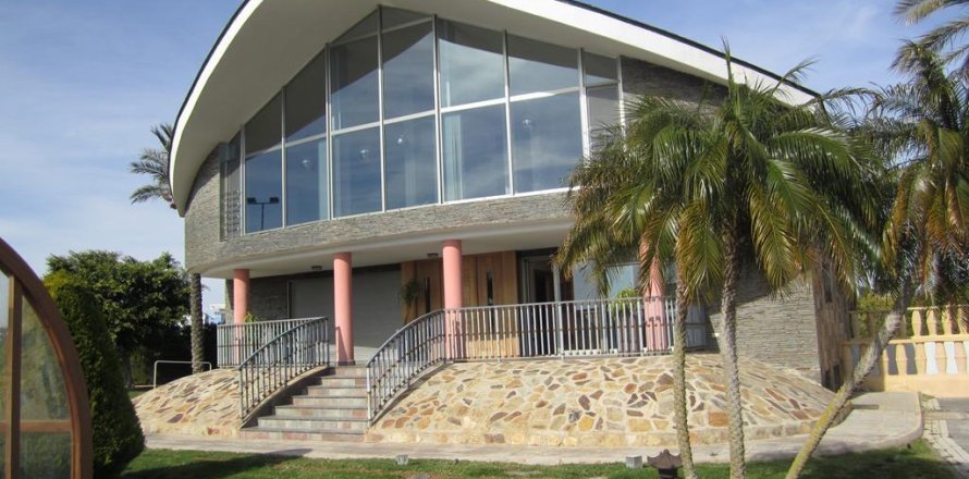 Villa Los Montesinos, Alicante, Spānijā 5 istabas, 750 m2 Nr. 189072
