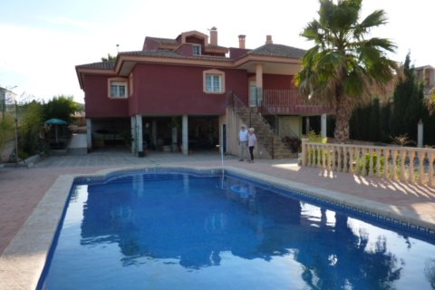 Villa en Calasparra, Murcia, España 5 dormitorios, 240 m2 No. 189074
