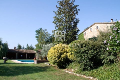 Willa w Girona, Hiszpania 10 sypialni, 1100 mkw. nr 176888 – zdjęcie 9