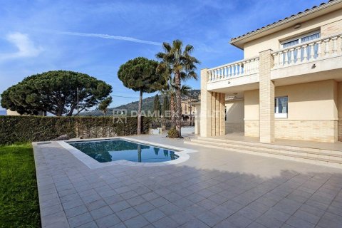 Dom w Platja D'aro, Girona, Hiszpania 4 sypialnie, 349 mkw. nr 176892 – zdjęcie 2