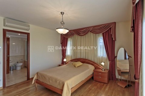 Dom w Platja D'aro, Girona, Hiszpania 4 sypialnie, 349 mkw. nr 176892 – zdjęcie 30
