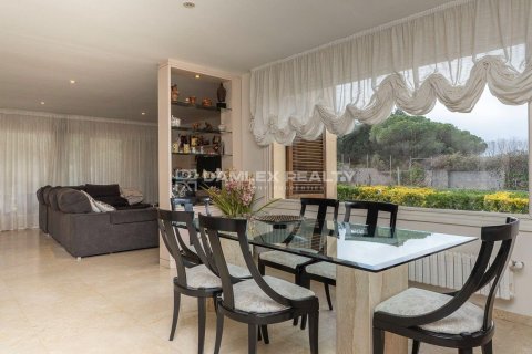 Willa w Santa Cristina d'Aro, Girona, Hiszpania 6 sypialni, 590 mkw. nr 176891 – zdjęcie 14