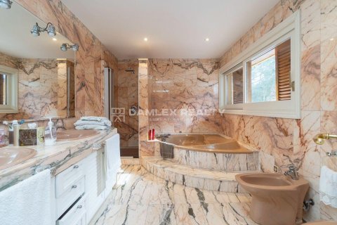 Willa w Santa Cristina d'Aro, Girona, Hiszpania 6 sypialni, 590 mkw. nr 176891 – zdjęcie 25