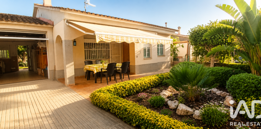 Townhouse in Cubelles, Barcelona, Spanien 3 Schlafzimmer, 114 m2 Nr. 192196