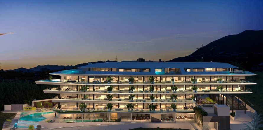 Appartamento a Fuengirola, Malaga, Spagna 3 camere da letto, 300.7 mq. N° 174418