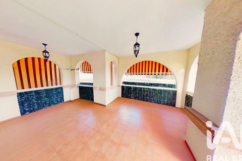 Hus till salu i Monforte del Cid, Alicante, Spanien 4 sovrum, 265 kvm. Nr. 173199 - foto 9
