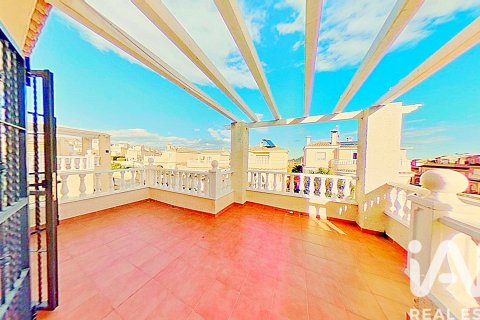 Hus till salu i Monforte del Cid, Alicante, Spanien 4 sovrum, 265 kvm. Nr. 173199 - foto 16