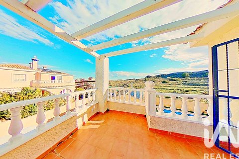 Hus till salu i Monforte del Cid, Alicante, Spanien 4 sovrum, 265 kvm. Nr. 173199 - foto 15