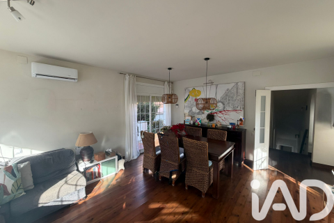 Hus till salu i Cubelles, Barcelona, Spanien 3 sovrum, 150 kvm. Nr. 173203 - foto 4