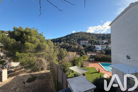 Hus till salu i Cubelles, Barcelona, Spanien 3 sovrum, 150 kvm. Nr. 173203 - foto 26