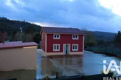 Сasa en venta en Coristanco, La Coruña, España 4 dormitorios, 300 m2 No. 173202 - foto 5