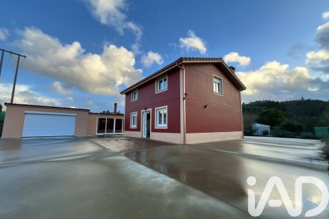 Сasa en venta en Coristanco, La Coruña, España 4 dormitorios, 300 m2 No. 173202 - foto 4