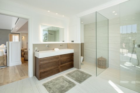 Willa Marbella, Malaga, Hiszpania 5 sypialni, 722 mkw. nr 135029 – zdjęcie 18