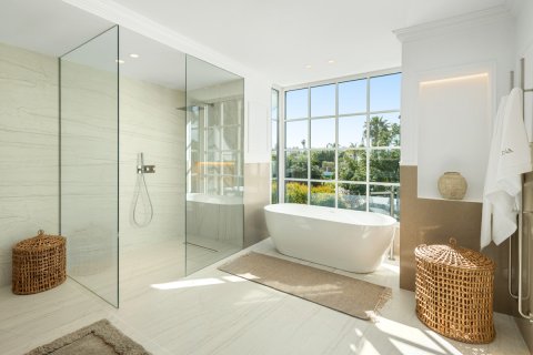 Willa Marbella, Malaga, Hiszpania 5 sypialni, 722 mkw. nr 135029 – zdjęcie 17
