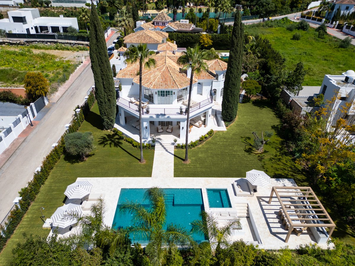Villa i Marbella, Malaga, Spanien 5 sovrum, 722 kvm. Nr. 135029