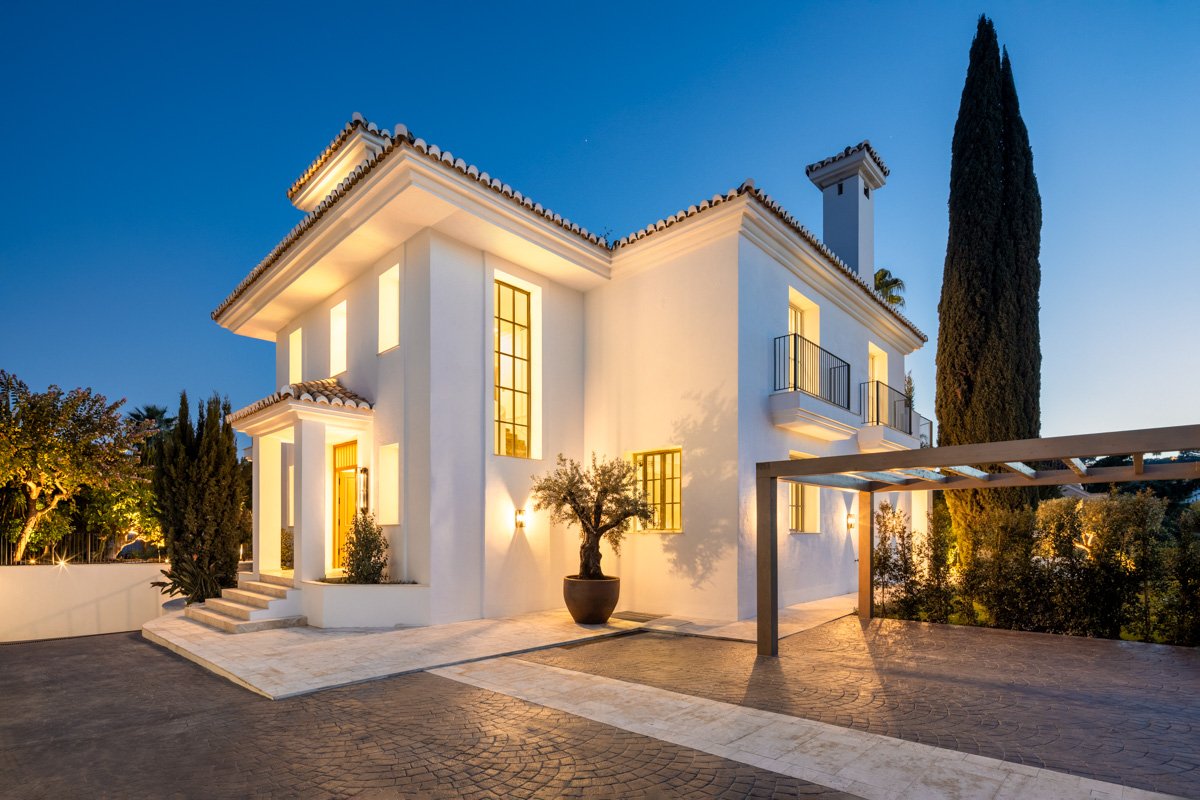Villa i Marbella, Malaga, Spanien 5 sovrum, 722 kvm. Nr. 135029
