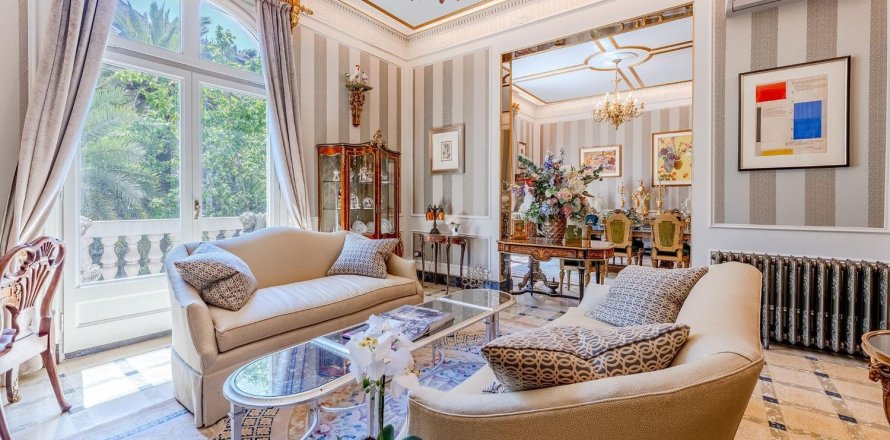 Huoneisto Barcelona, Espanja 4 makuuhuonetta, 250 m2 No. 146273
