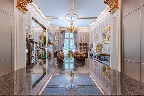 Huoneisto myytävänä Barcelona, Espanja, 4 makuuhuonetta, 250 m2 No. 146273 - kuva 7