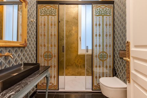 Huoneisto myytävänä Barcelona, Espanja, 4 makuuhuonetta, 250 m2 No. 146273 - kuva 22