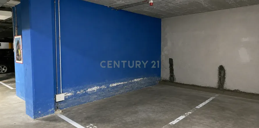 Garaje en Barcelona, España 24.85 m2 No. 191135