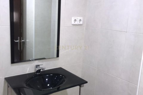 Appartamento in vendita a Sabadell, Barcelona, Spagna 3 camere da letto, 80 mq. N° 191138 - foto 13