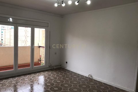 Appartamento in vendita a Sabadell, Barcelona, Spagna 3 camere da letto, 80 mq. N° 191138 - foto 2