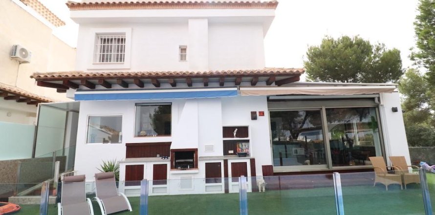 Villa Alicante, Espagne 3 chambres, 170 m2 No. 137963