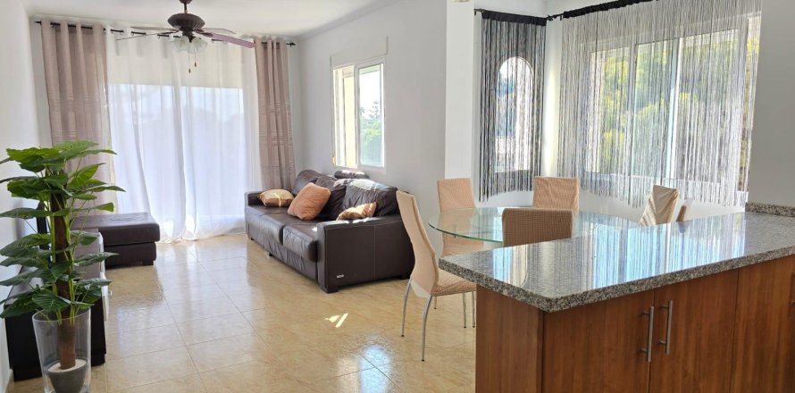 Appartamento Dehesa De Campoamor, Alicante, Spagna 3 camere da letto, 80 mq. N° 137966