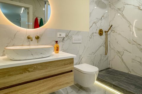 Apartment for sale in Torrevieja, Alicante, Spain 2 bedrooms, 91 sq.m. No. 189983 - photo 11
