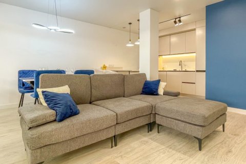 Apartment à Torrevieja, Alicante, Espagne 2 chambres, 91 m2 No. 189983