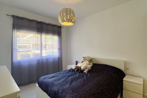 Продажа квартиры в Гуардамар-дель-Сегура, Аликанте, Испания 3 спальни, 100м2 №189984 - фото 17