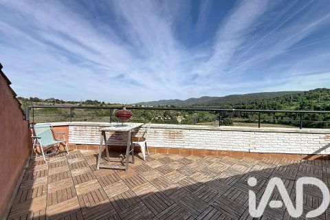 Paritalo myytävänä Sant Sadurni d'Anoia, Barcelona, Espanja, 3 makuuhuonetta, 97 m2 No. 172732 - kuva 23