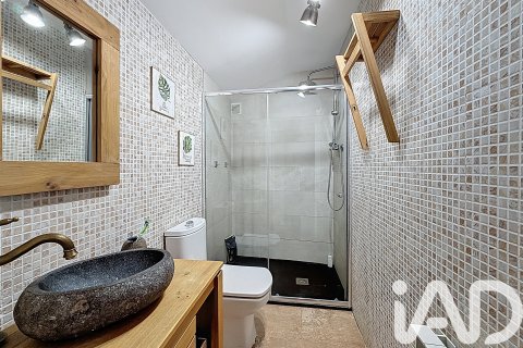 Paritalo myytävänä Sant Sadurni d'Anoia, Barcelona, Espanja, 3 makuuhuonetta, 97 m2 No. 172732 - kuva 18