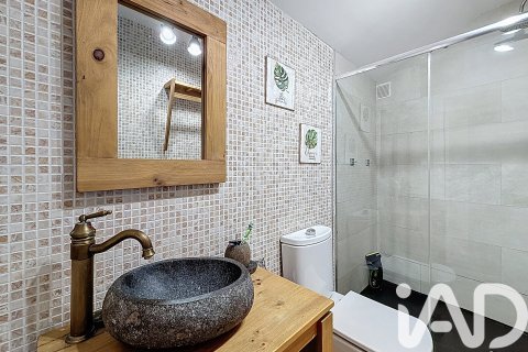 Paritalo myytävänä Sant Sadurni d'Anoia, Barcelona, Espanja, 3 makuuhuonetta, 97 m2 No. 172732 - kuva 17