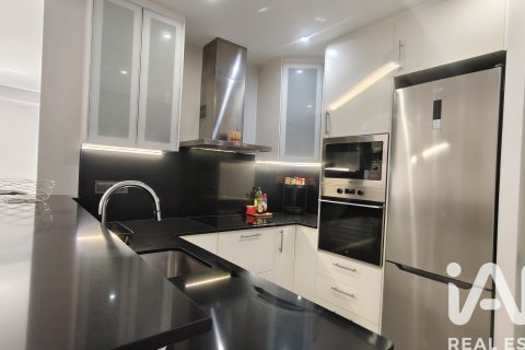 Apartament w Barcelona, Hiszpania 3 sypialnie, 85 mkw. nr 172730 – zdjęcie 7
