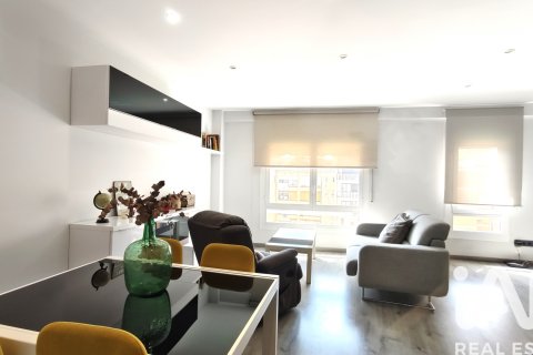 Apartament w Barcelona, Hiszpania 3 sypialnie, 85 mkw. nr 172730 – zdjęcie 2