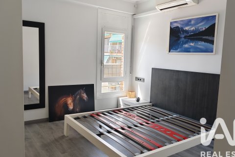 Apartament w Barcelona, Hiszpania 3 sypialnie, 85 mkw. nr 172730 – zdjęcie 11