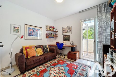Kamienica w Sitges, Barcelona, Hiszpania 4 sypialnie, 216 mkw. nr 172735 – zdjęcie 29