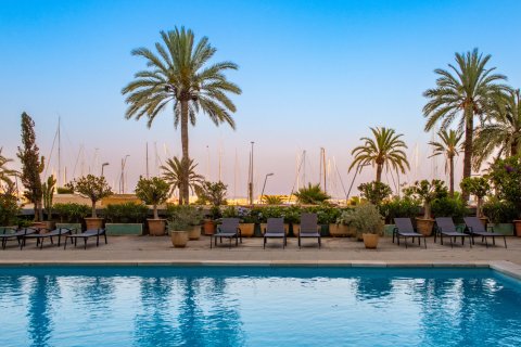 Huoneisto myytävänä Palma de Majorca, Mallorca, Espanja, 4 makuuhuonetta, 260 m2 No. 137517 - kuva 15
