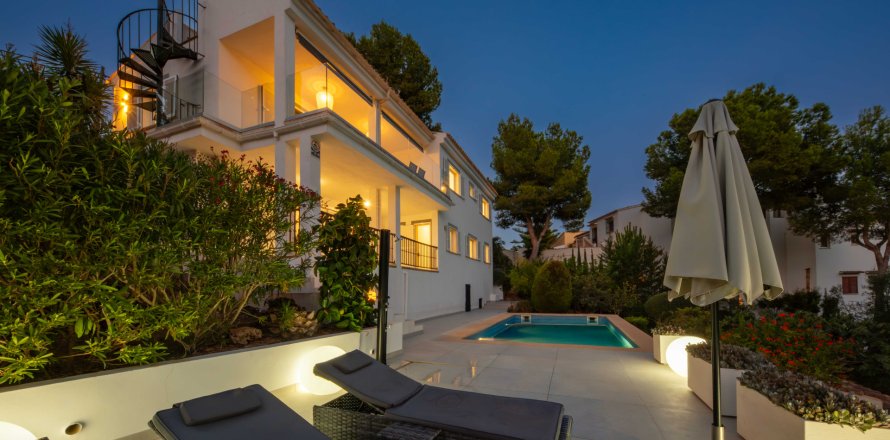 Villa Peguera, Mallorca, Spagna 5 camere da letto, 264 mq. N° 137521