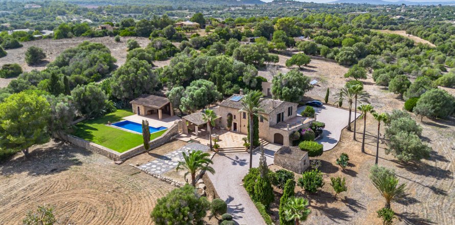 Finca Manacor, Mallorca, Spanien 4 sovrum, 619 kvm. Nr. 137518