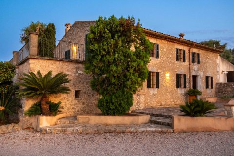 Finca till salu Manacor, Mallorca, Spanien 4 sovrum, 619 kvm. Nr. 137518 - foto 3