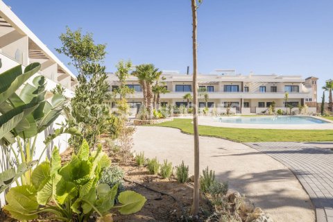 Продажа квартиры в Торревьеха, Аликанте, Испания 2 спальни, 92м2 №48874 - фото 2