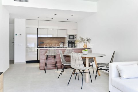 Продажа квартиры в Торревьеха, Аликанте, Испания 2 спальни, 92м2 №48874 - фото 24