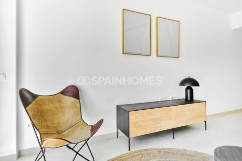 Продажа квартиры в Торревьеха, Аликанте, Испания 2 спальни, 92м2 №48874 - фото 22